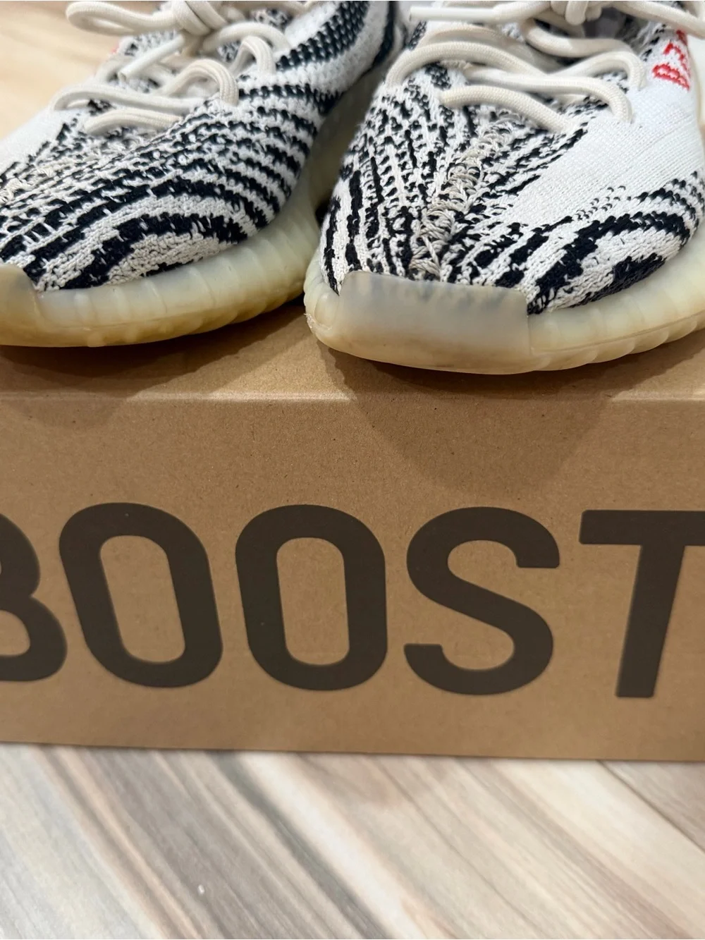 Yeezy Boost 350 V2 Zebra